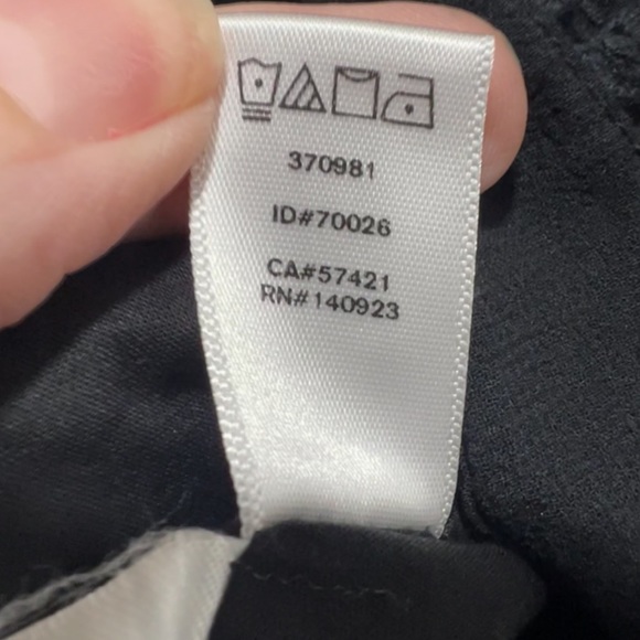 LOFT Black Boho Romper Sleeveless Crochet Pom Pom With Pockets - Picture 8 of 8